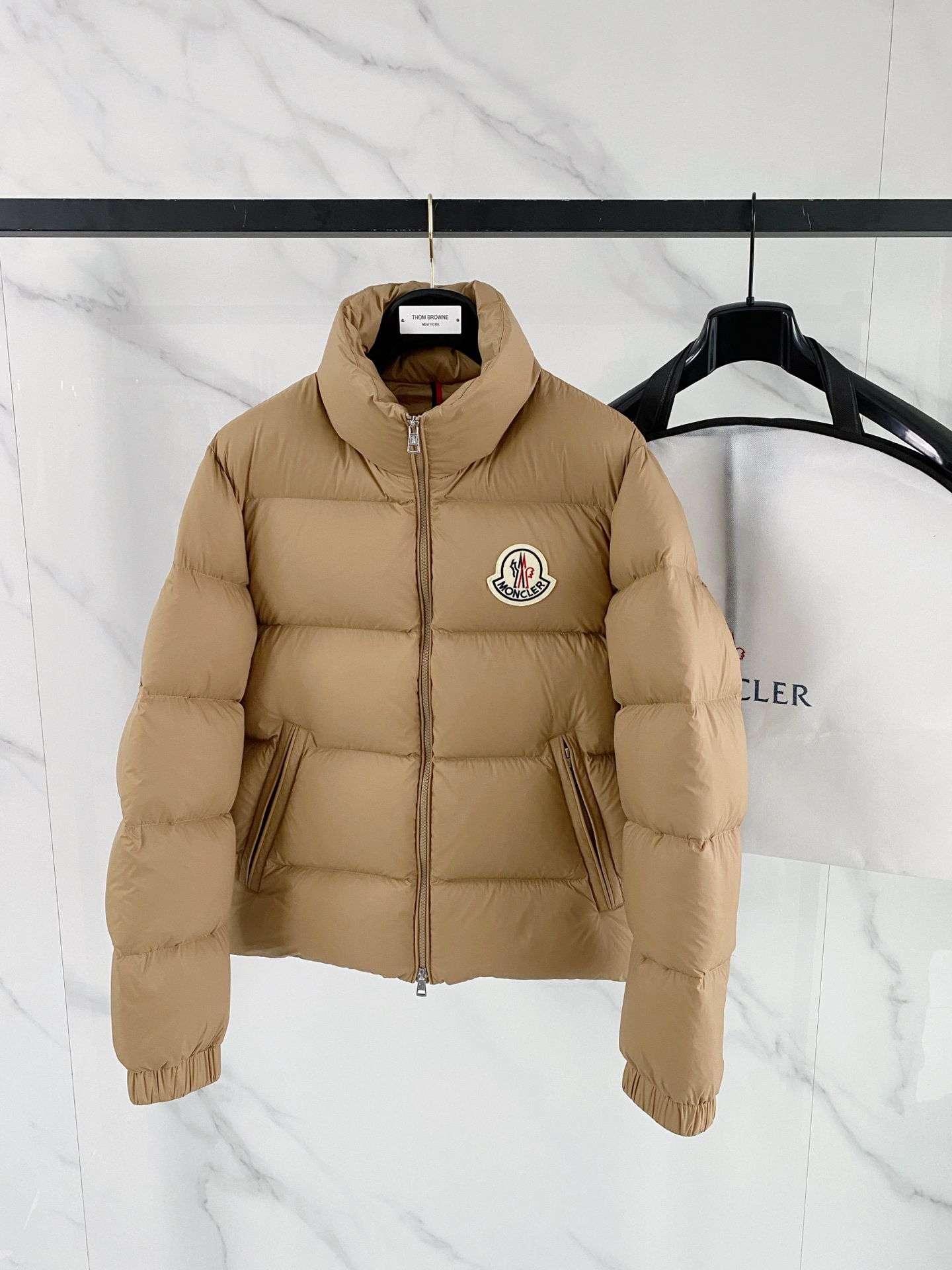 Moncler 몽클레어 몽클레르 다운 패딩 점퍼 자켓 재킷 의류