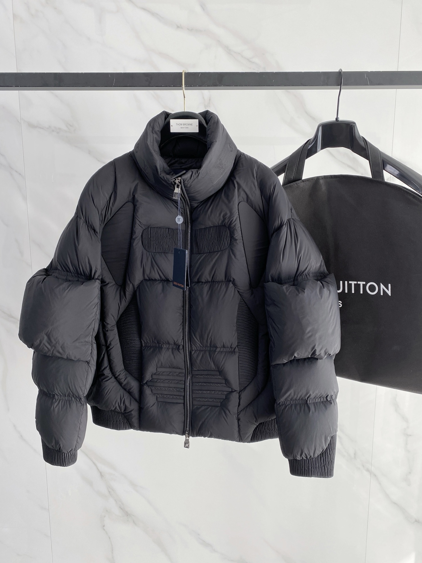 LV 루이비통 다운 패딩 점퍼 자켓 재킷 의류