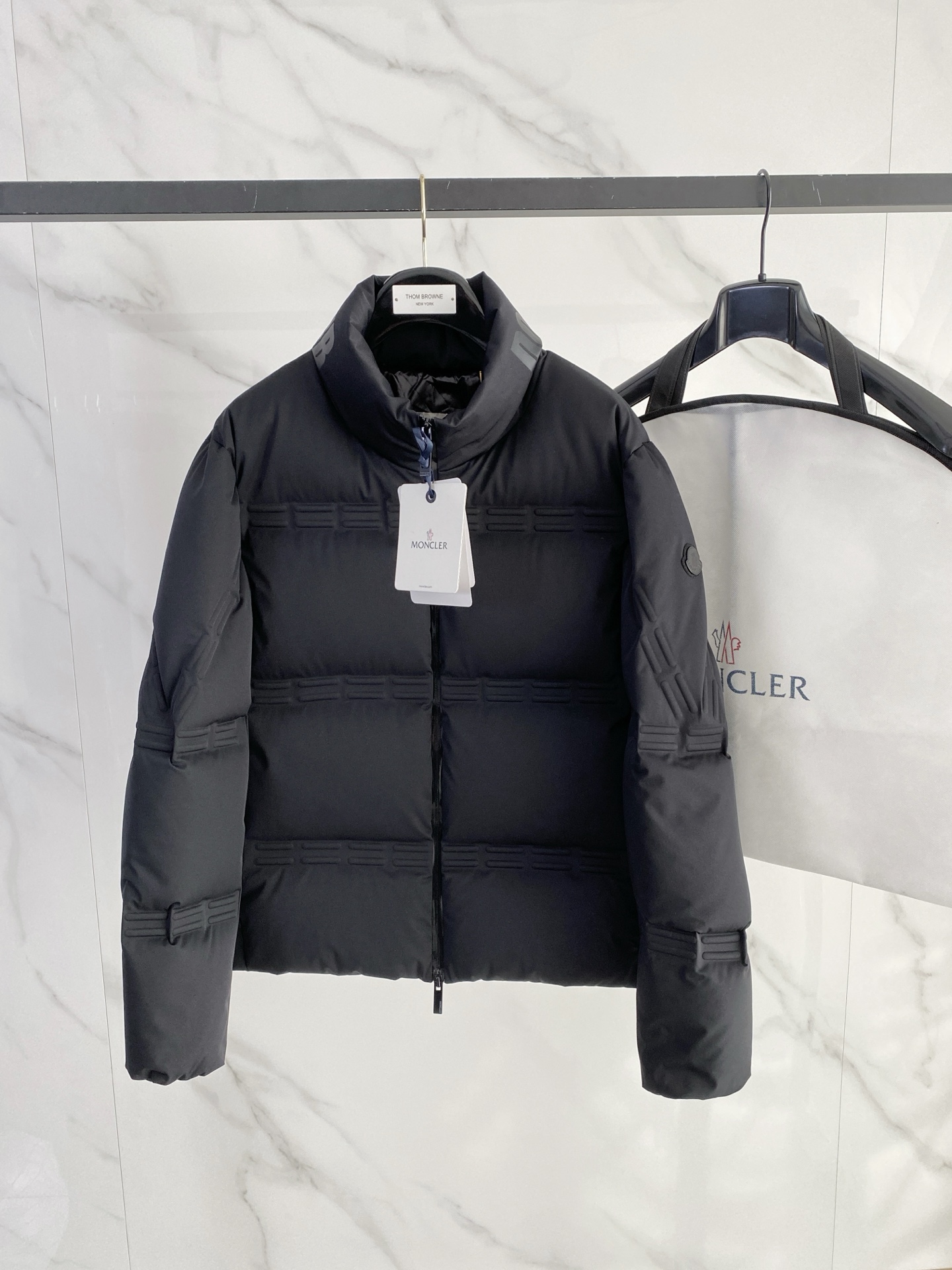 Moncler 몽클레어 몽클레르 다운 패딩 점퍼 자켓 재킷 의류