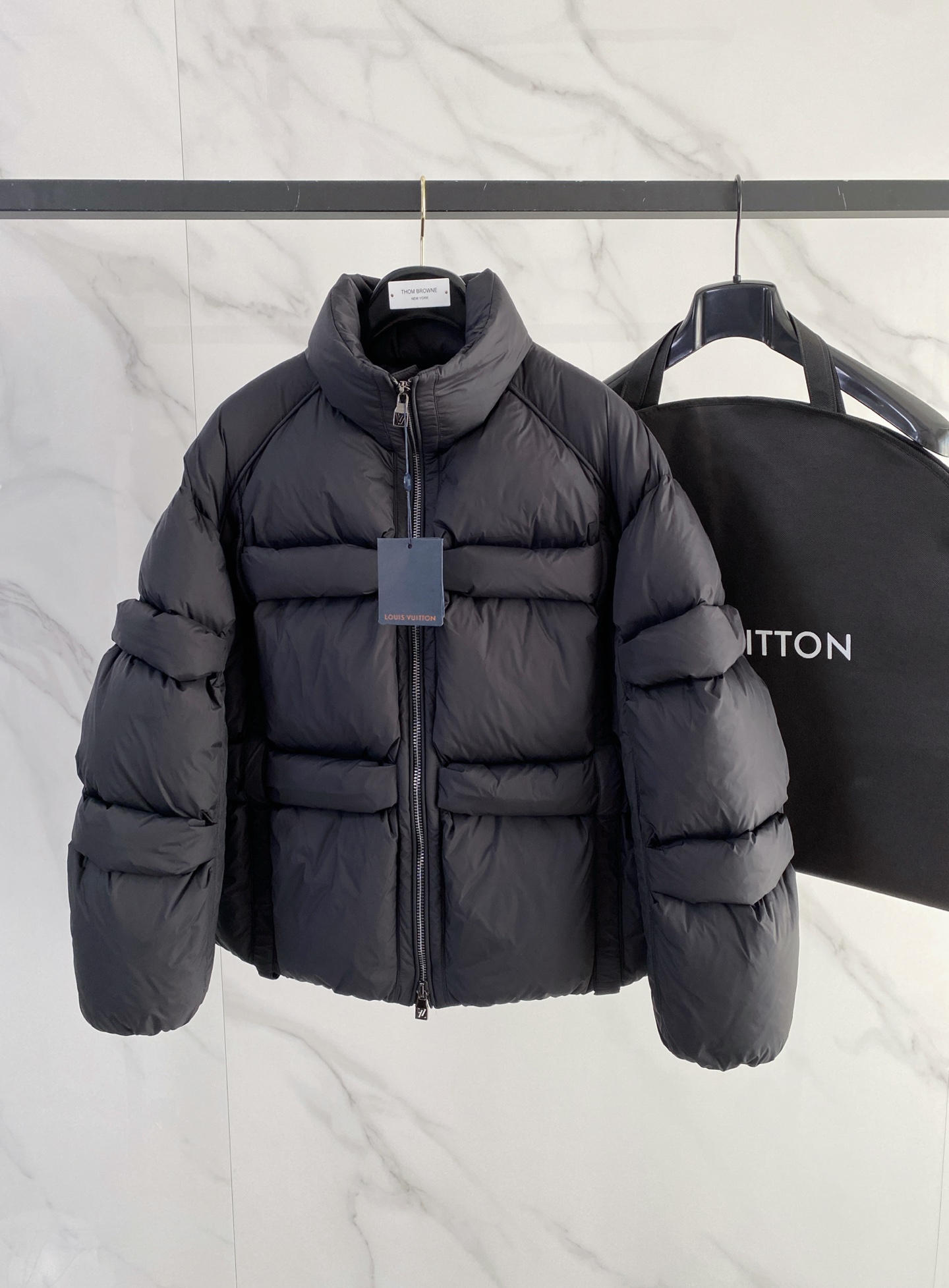 LV 루이비통 다운 패딩 점퍼 자켓 재킷 의류