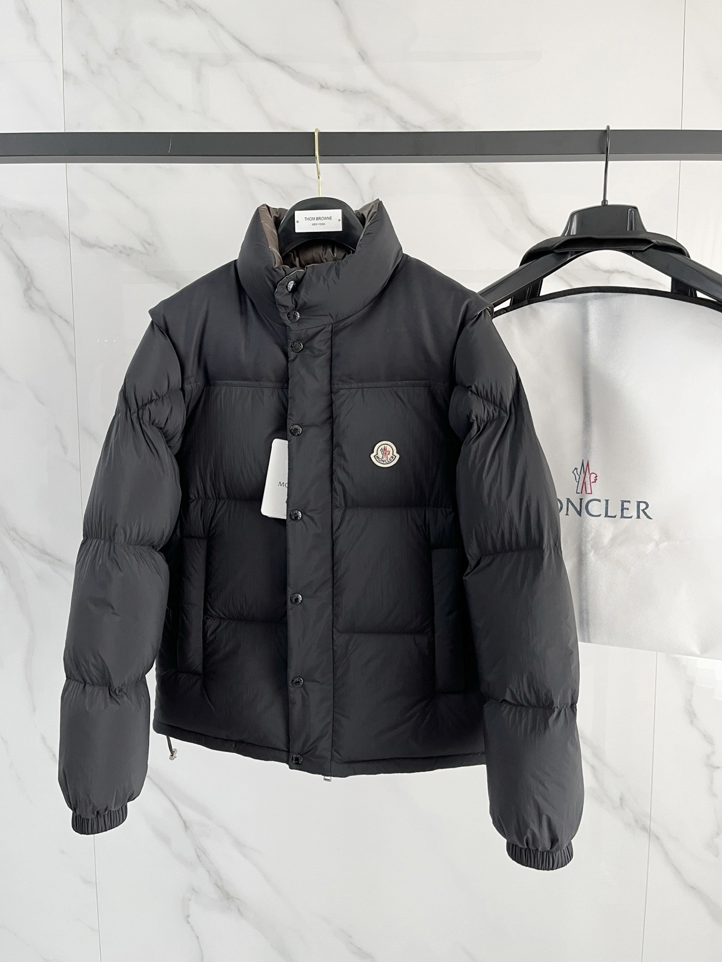 Moncler 몽클레어 몽클레르 다운 패딩 점퍼 자켓 재킷 의류