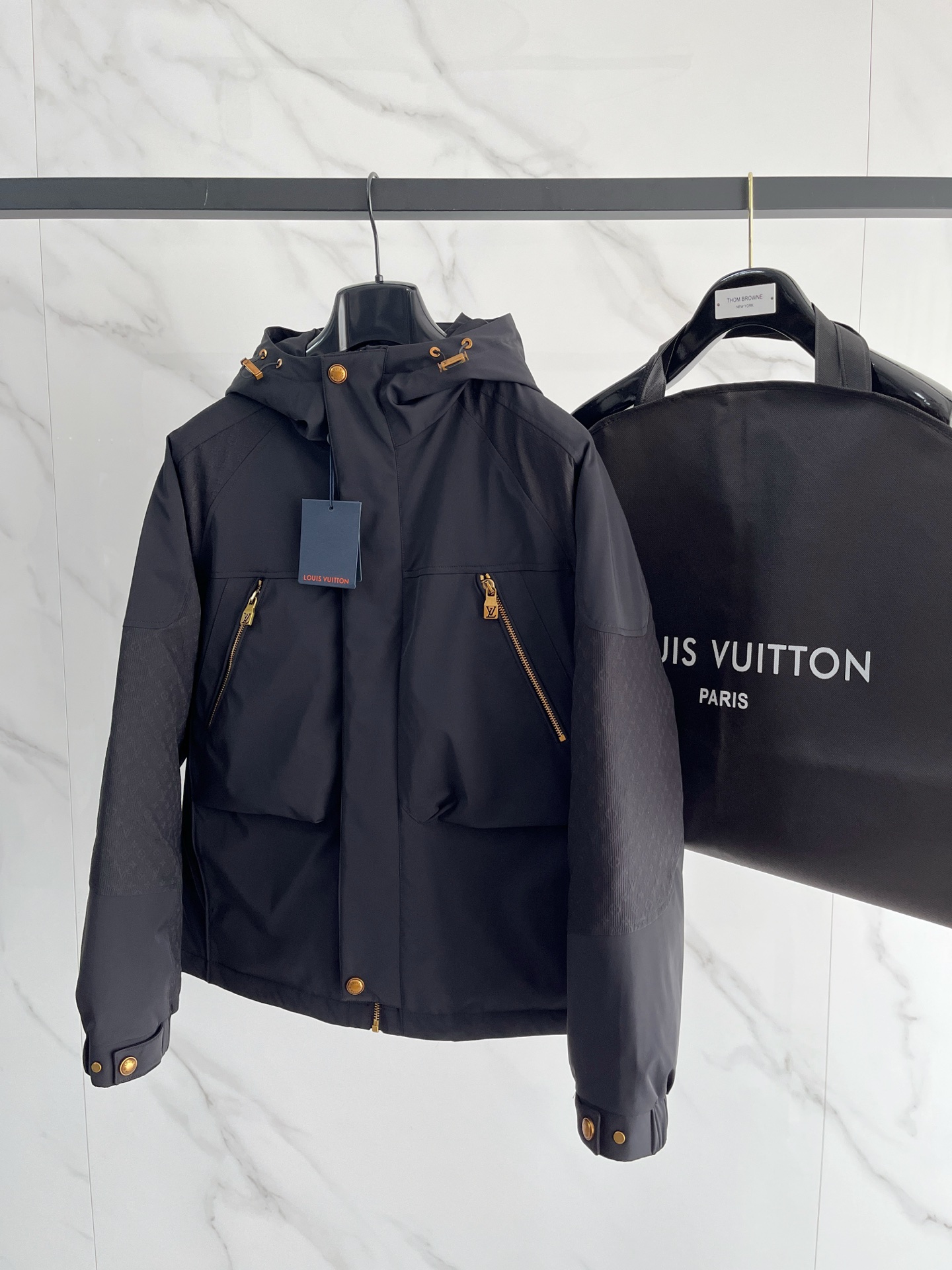 LV 루이비통 다운 패딩 점퍼 재킷 자켓 의류