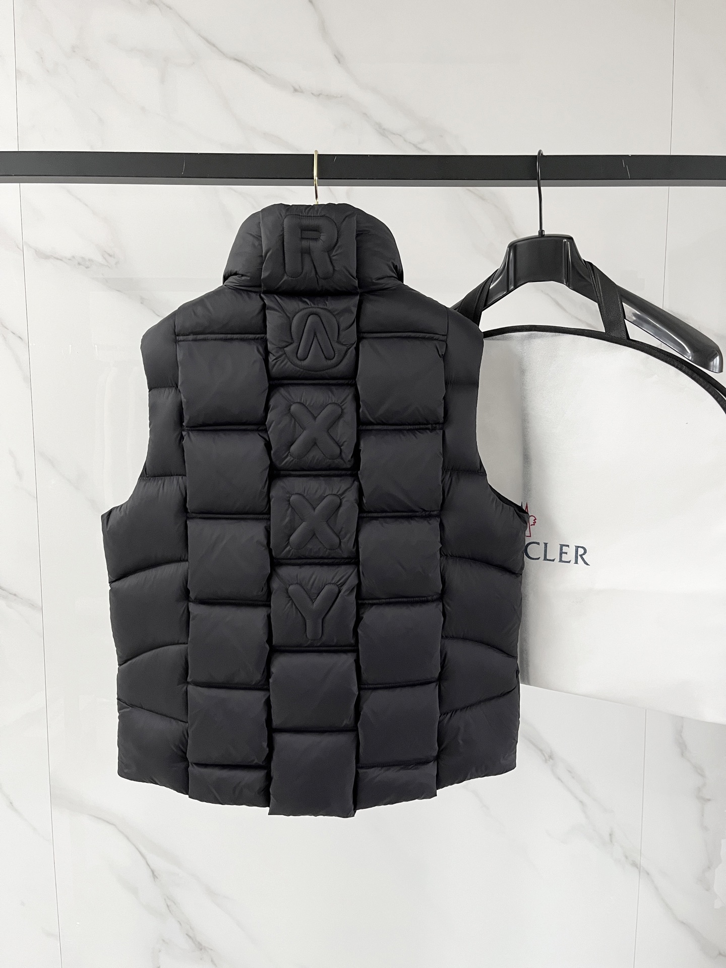 Moncler 몽클레어 몽클레르 다운 베스트 패딩 조끼 의류