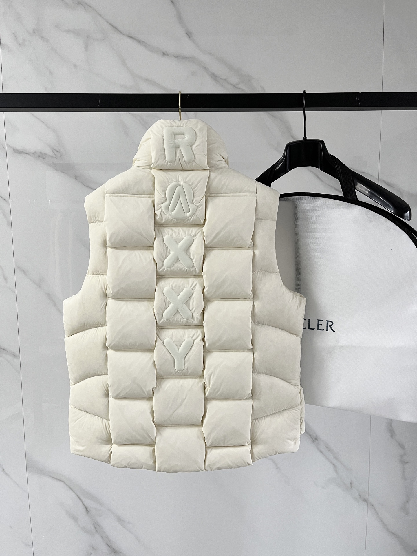 Moncler 몽클레어 몽클레르 다운 베스트 패딩 조끼 의류