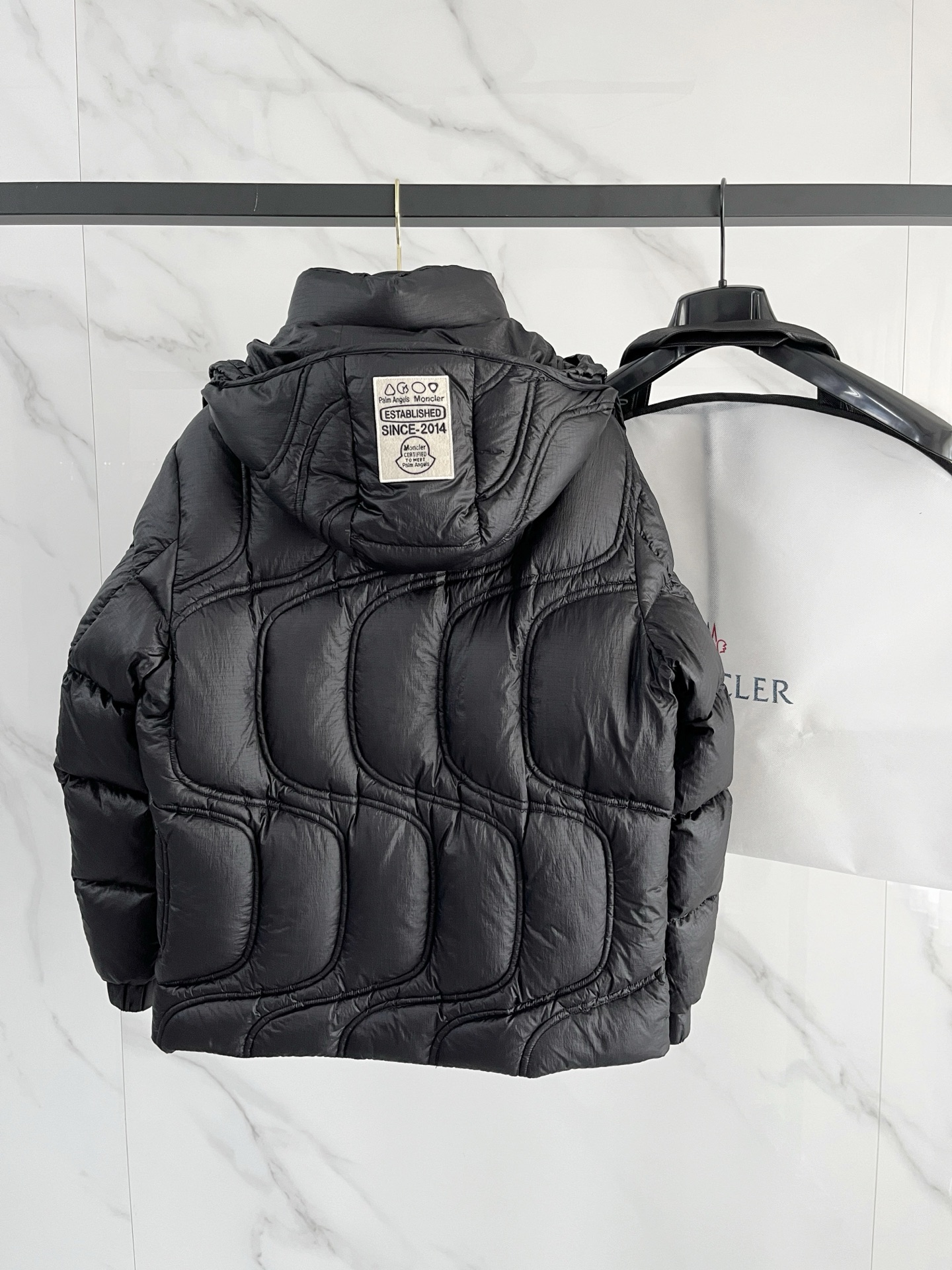 Moncler 몽클레어 몽클레르 × 팜엔젤스 Cherith 다운 자켓 (남녀공용) 패딩 점퍼 의류