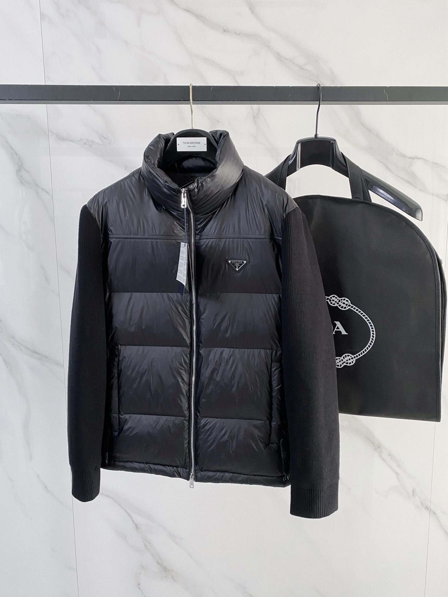 Prada  프라다 니트 다운 자켓 패딩 점퍼 의류