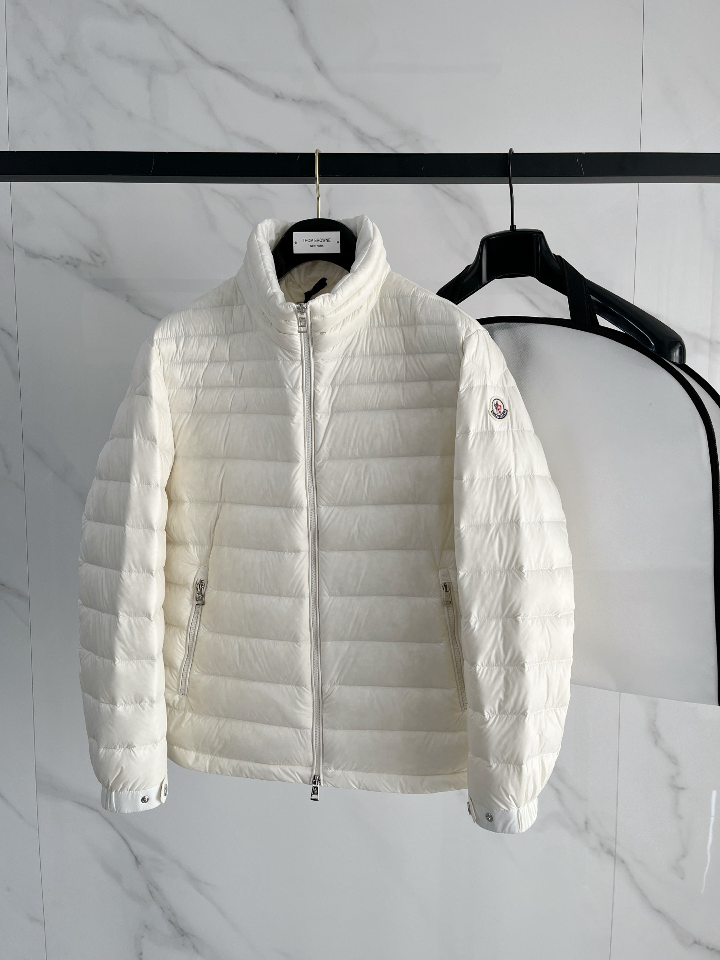 Moncler 몽클레어 몽클레르 다운 패딩 점퍼 자켓 재킷 의류