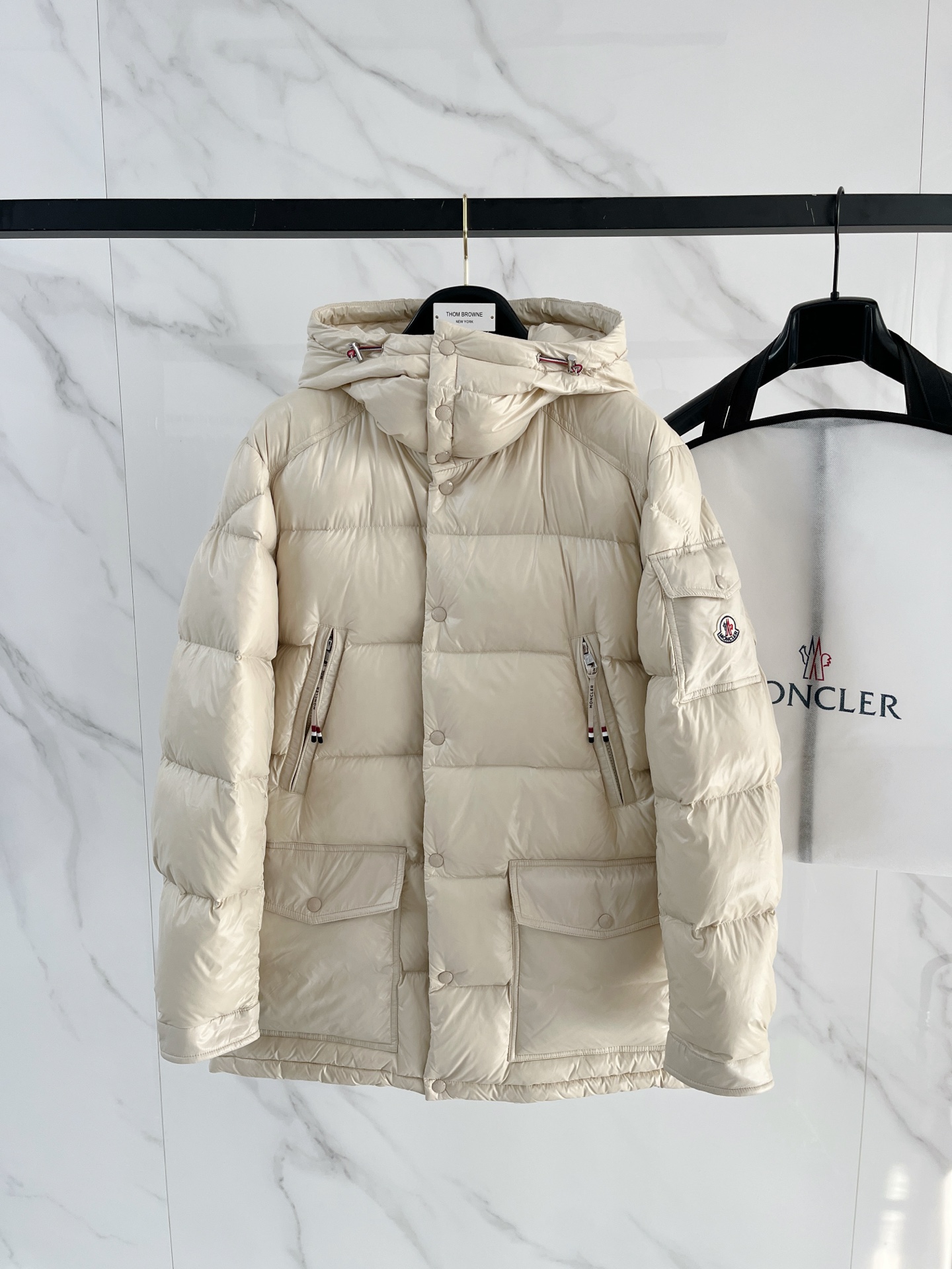 Moncler 몽클레어 몽클레르 다운 패딩 점퍼 자켓 재킷 의류