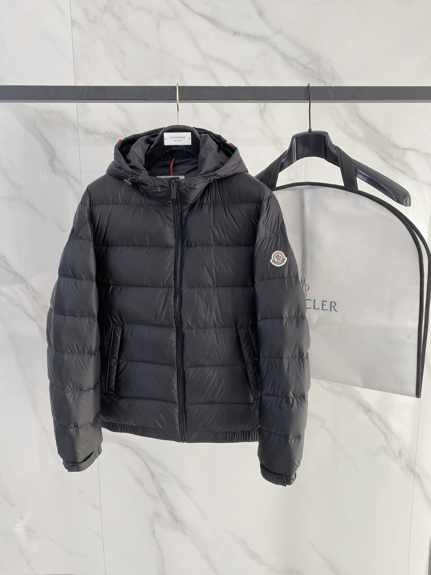 Moncler 몽클레어 몽클레르 다운 패딩 점퍼 자켓 재킷 의류