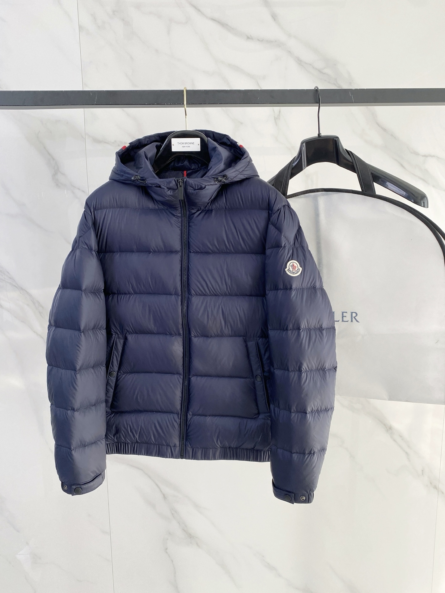 Moncler 몽클레어 몽클레르 다운 패딩 점퍼 자켓 재킷 의류