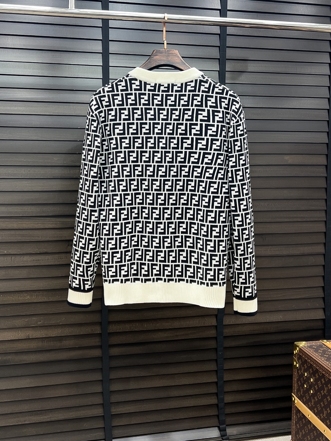 Fendi  펜디 라운드넥 울 니트 의류