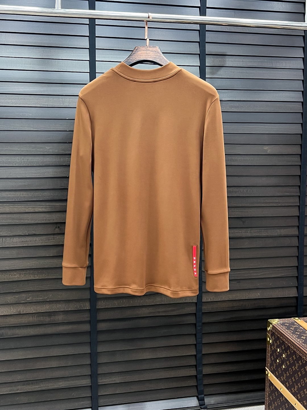 Prada 프라다 긴팔 티셔츠 의류