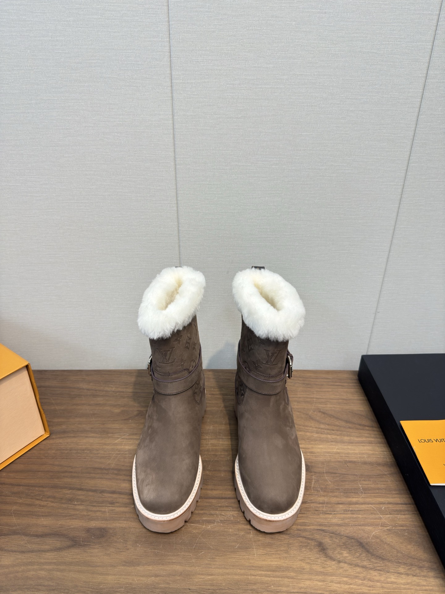 Louis Vuitton LV 루이비통 부츠 신발
