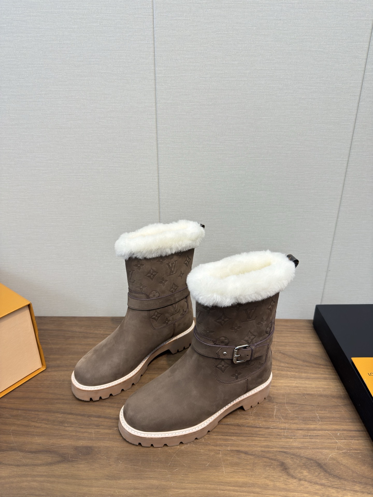 Louis Vuitton LV 루이비통 부츠 신발