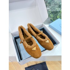 Prada 프라다 여성용 메리제인 로퍼 신발