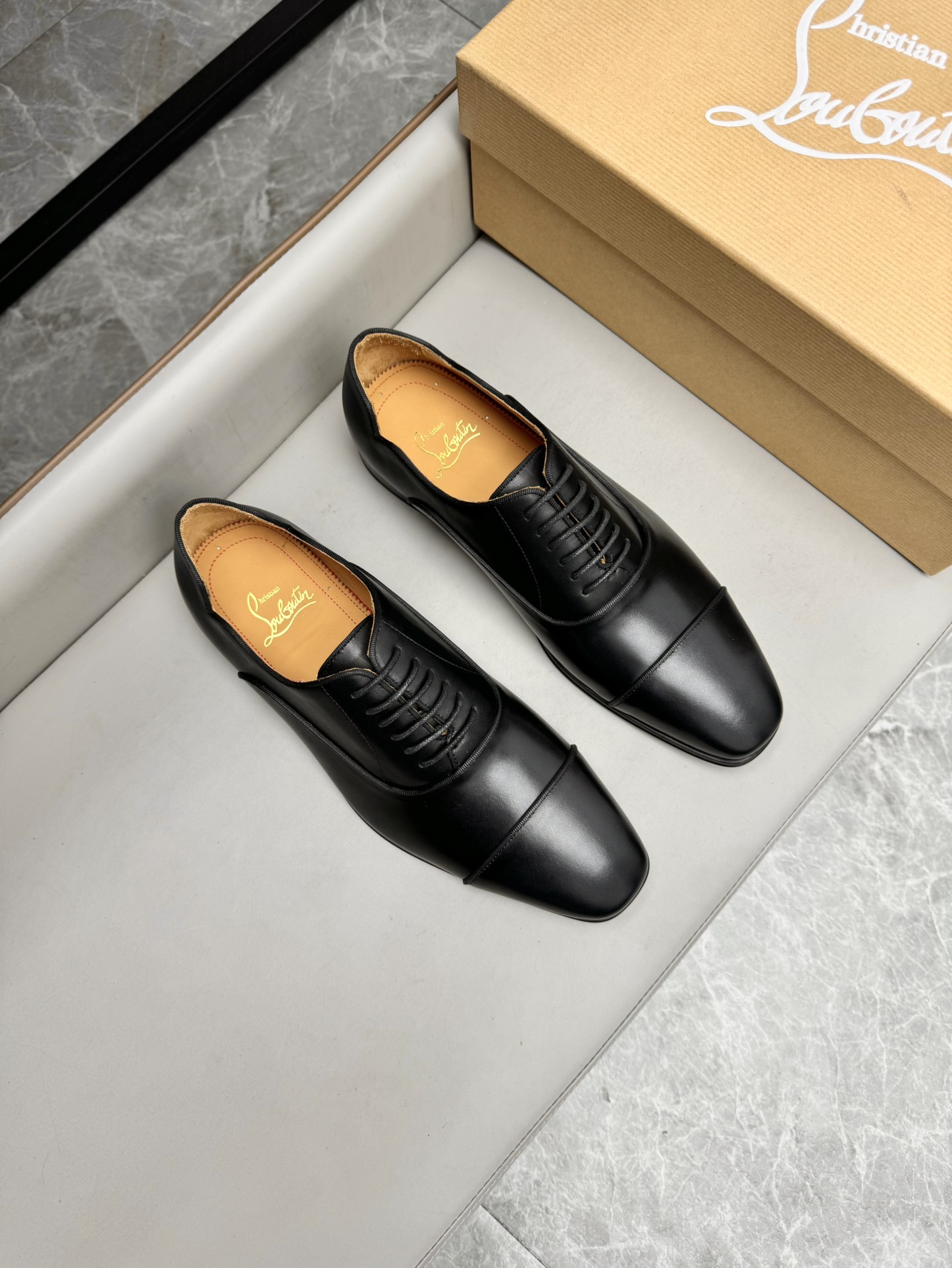 Christian Louboutin(CL) 크리스찬 루부탱 남성 구두 신발