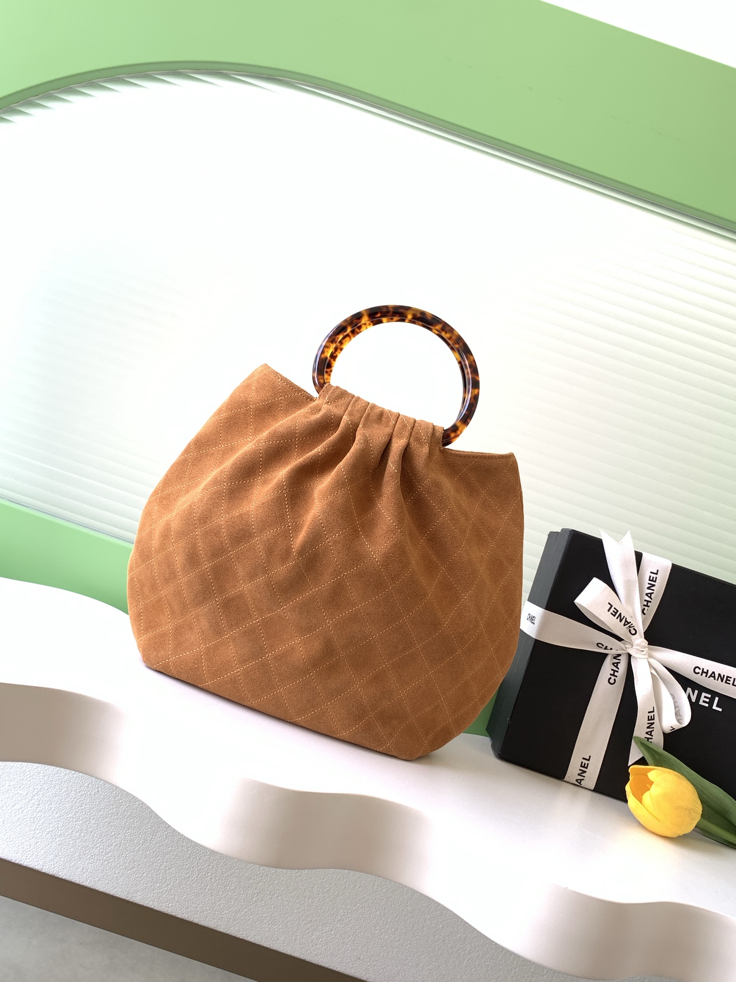 Chanel 샤넬 26C 크루즈 스웨이드 토트백 가방 라지