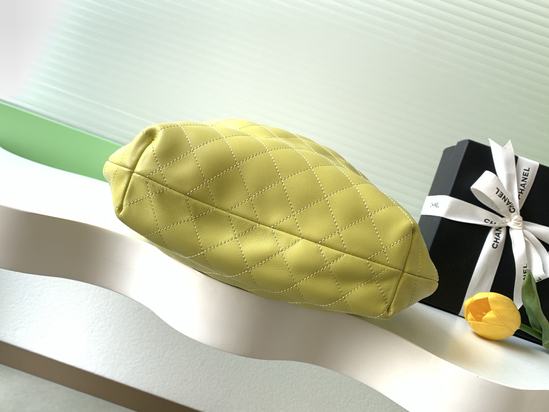 Chanel 샤넬 26C 크루즈 스웨이드 토트백 가방 라지