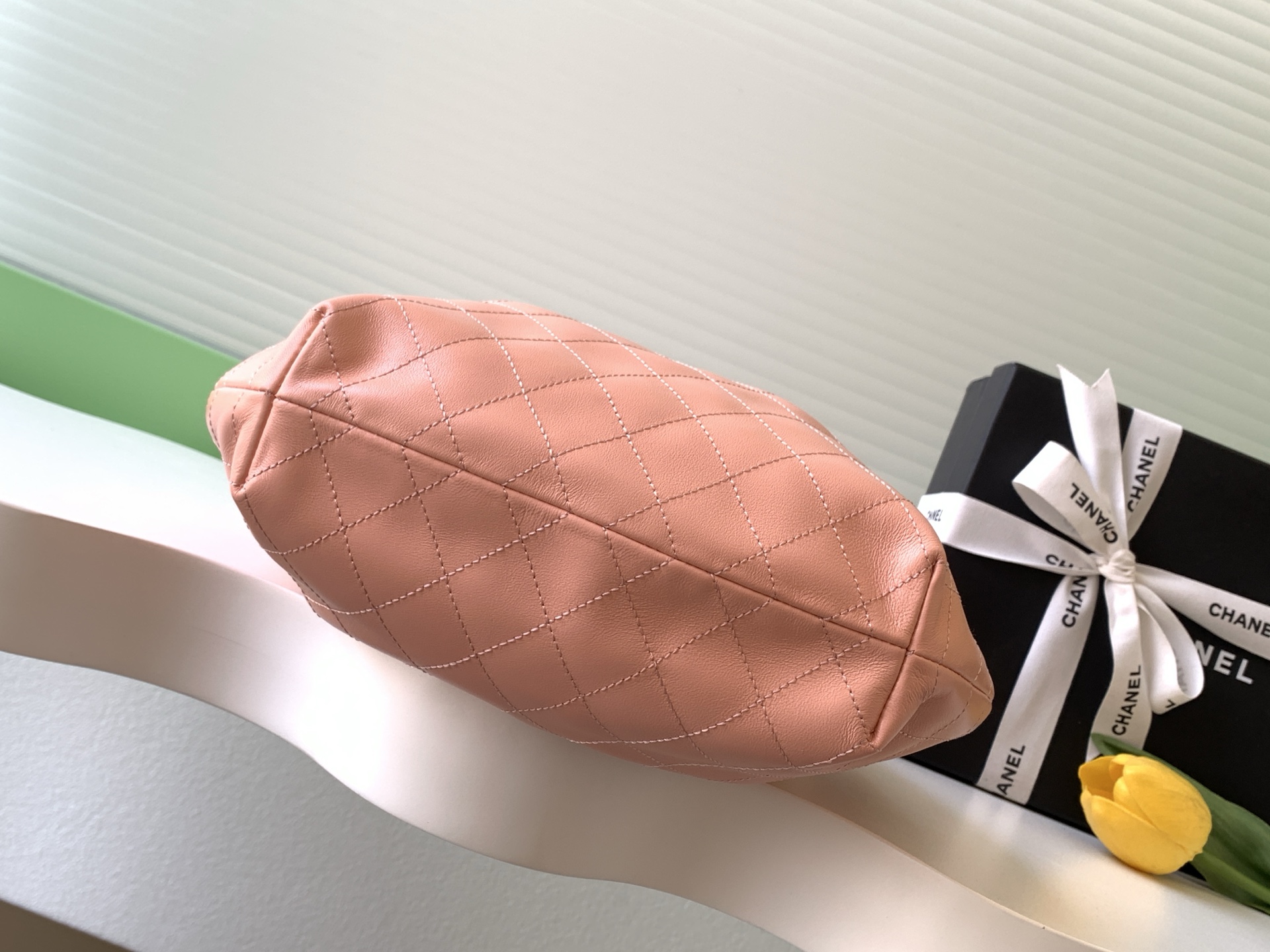 Chanel 샤넬 26C 크루즈 스웨이드 토트백 가방 라지