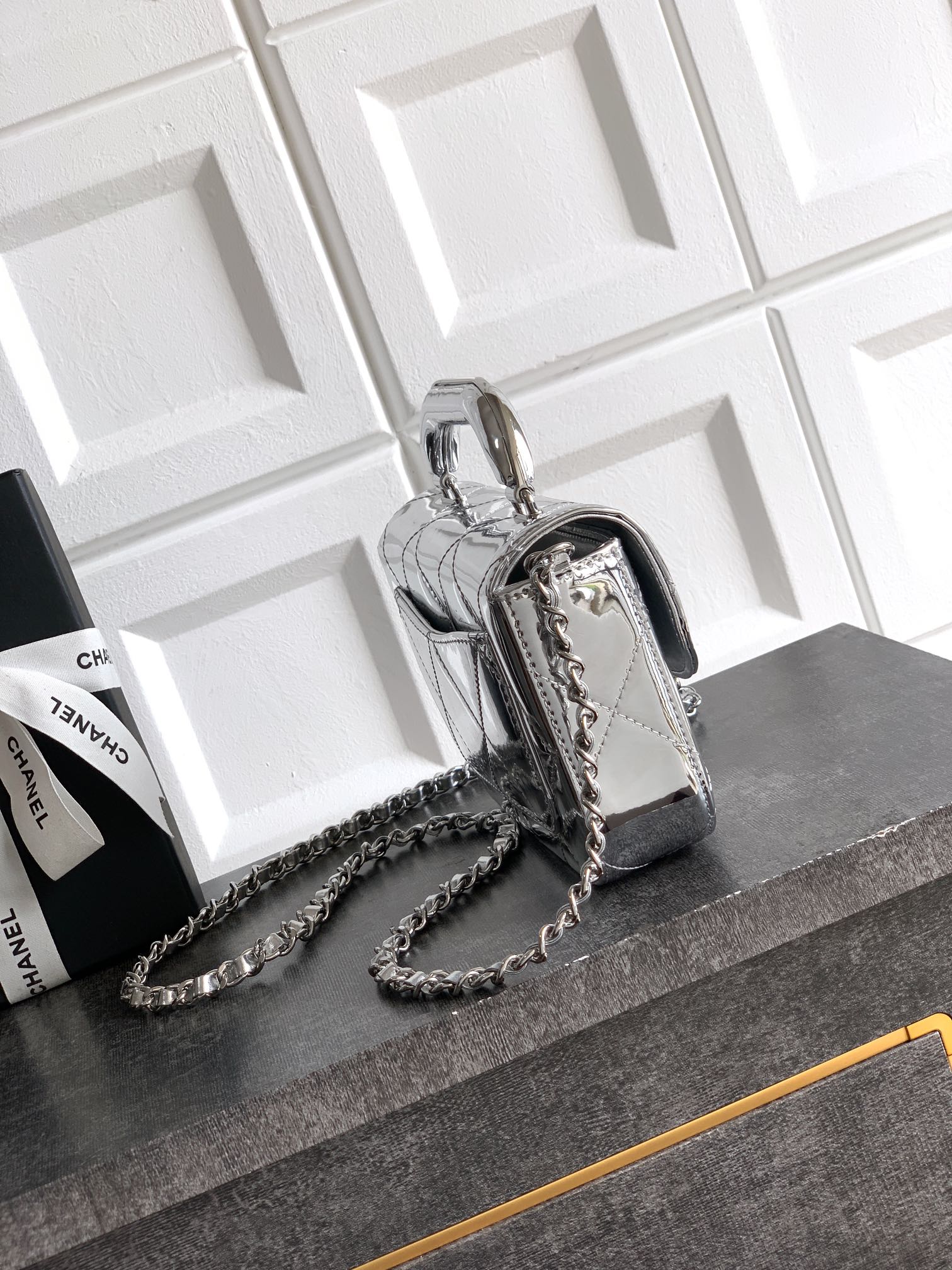 CHANEL 샤넬 실버/ 스몰 사이즈 25K 핸드백 숄더백 가방