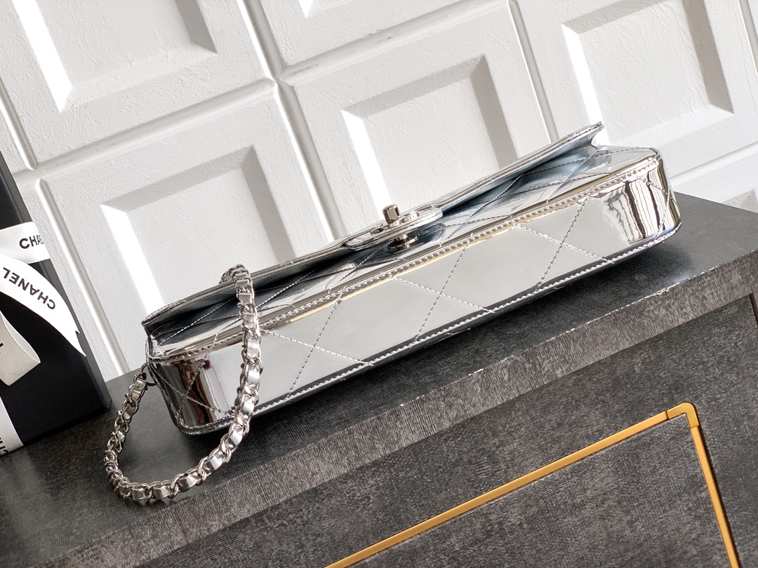 CHANEL 25K 실버 라지 플랩백 핸드백 숄더백 가방