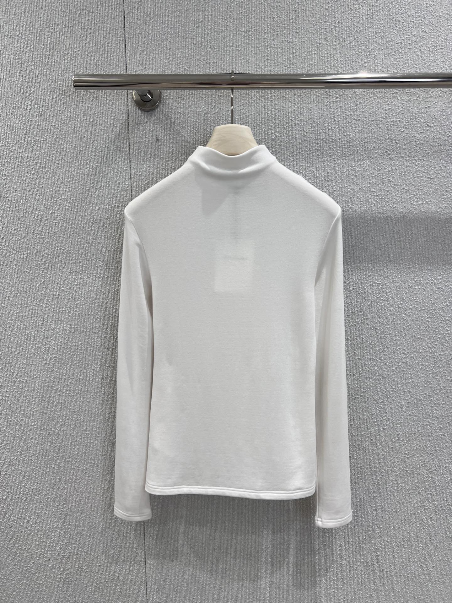 알렉산더 왕(Alexander Wang) 로고 핫픽스 하프 집업 롱슬리브 티셔츠 의류