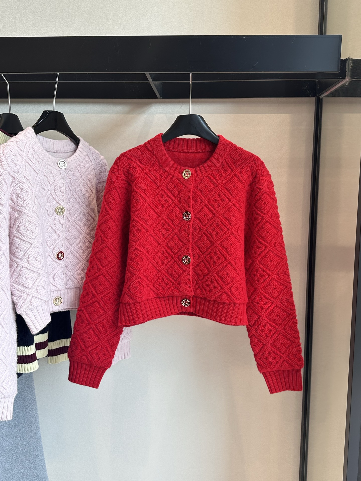 LV 루이비통 퀼팅 텍스처 니트 가디건 의류