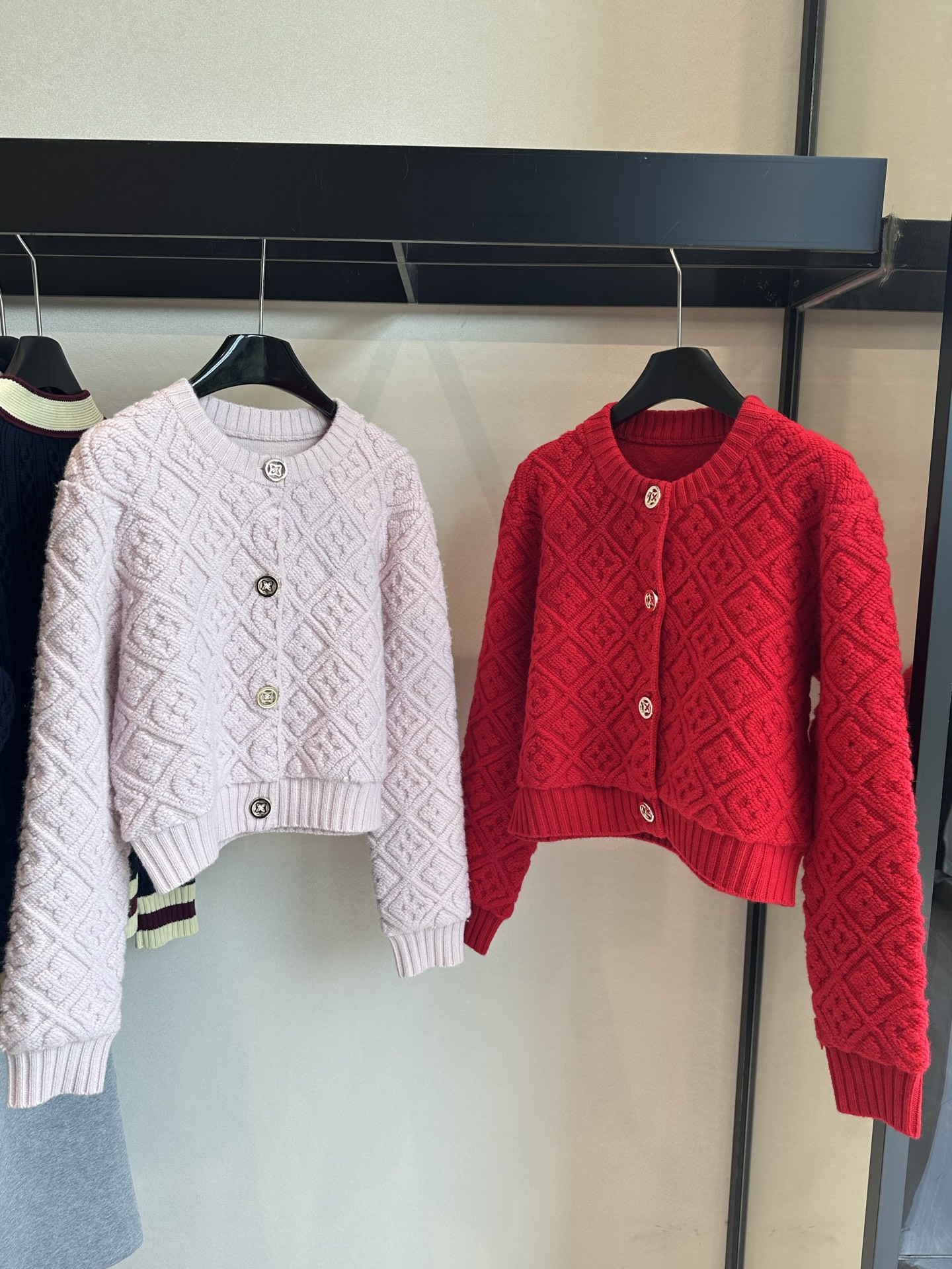 LV 루이비통 퀼팅 텍스처 니트 가디건 의류