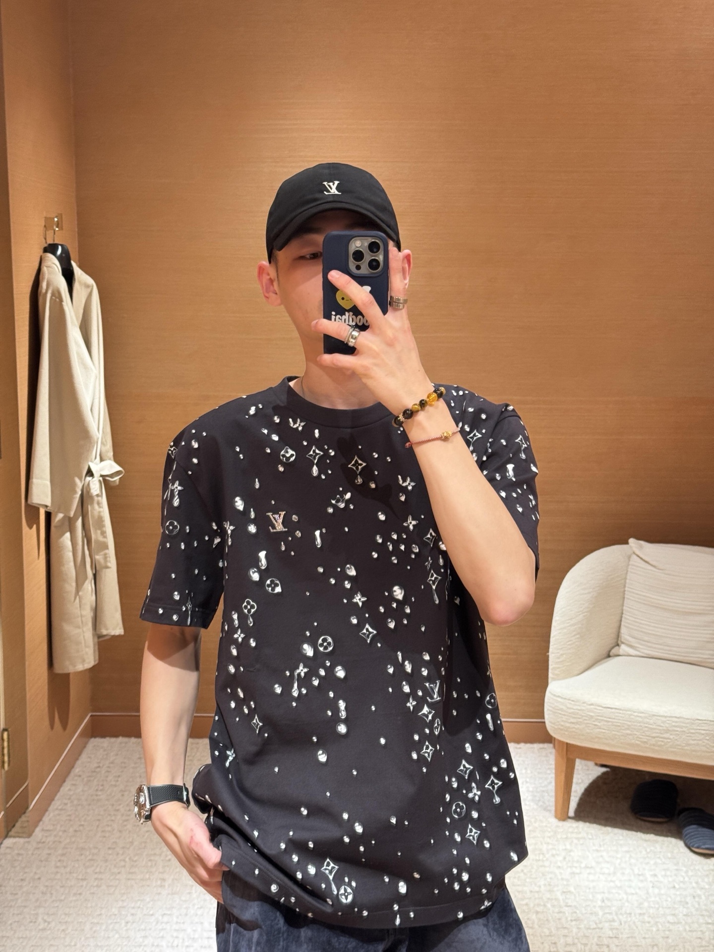 LOUIS VUITTON LV 루이비통 모노그램 프린트 & 핫픽스 반팔 티셔츠 의류