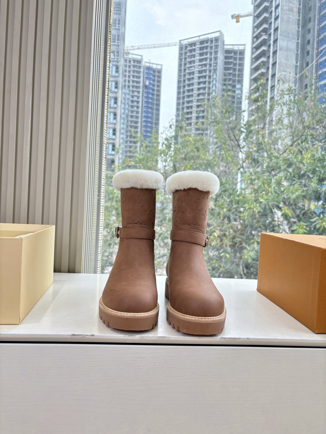 LV Archlight 루이비통 스케이트 패딩 부츠 신발