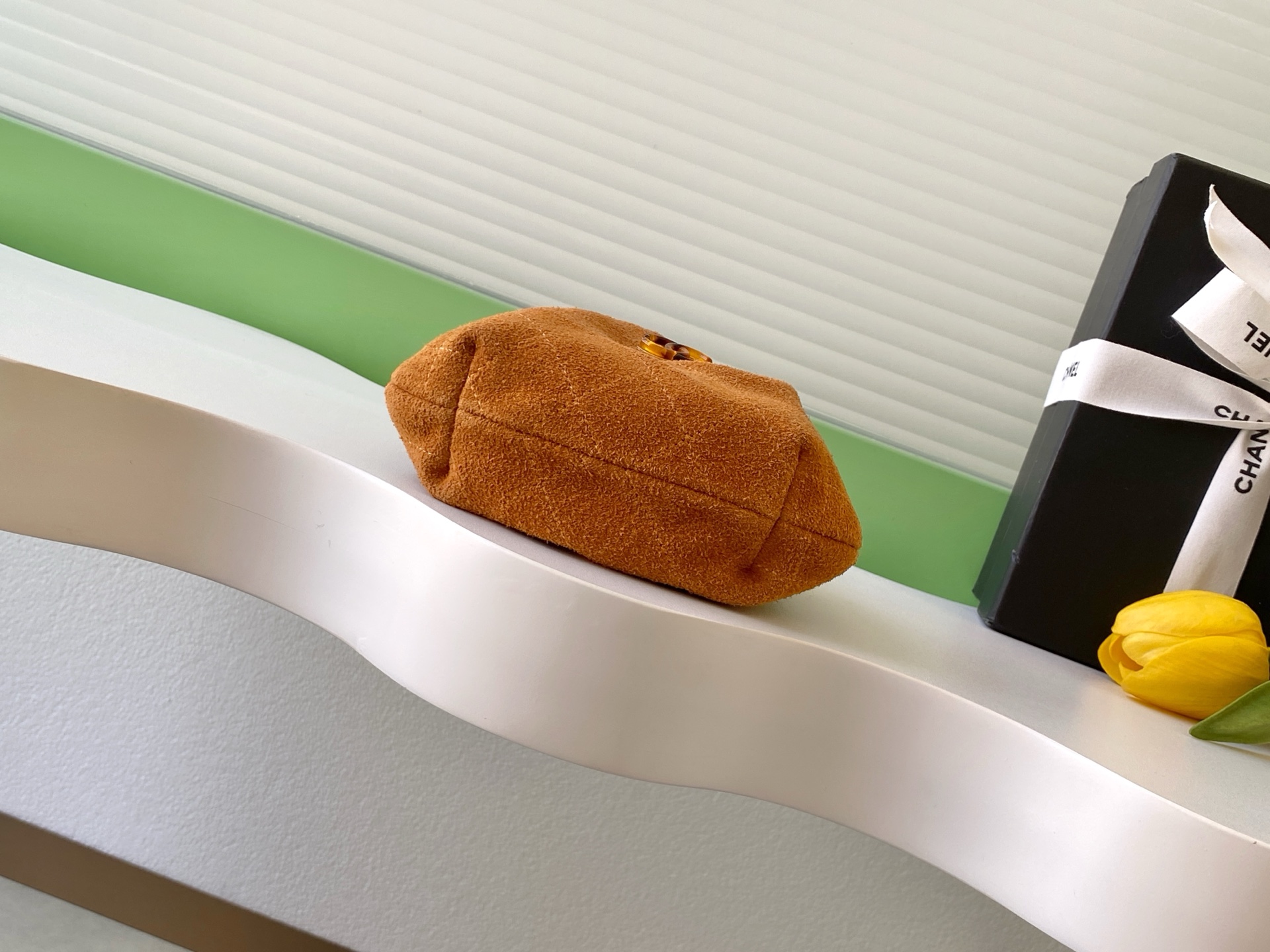 Chanel 26C Suede Tortoise Handle Bag (샤넬 26C 스웨이드 거북등무늬 핸들백 가방 스몰) - AS4981