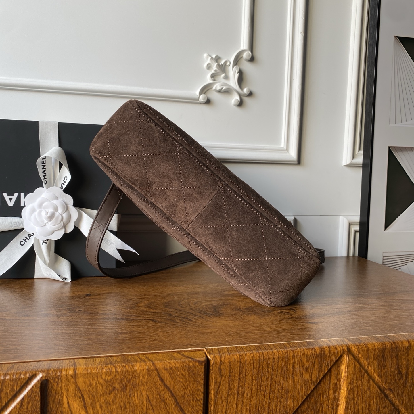 Chanel 26C Suede Hobo Messenger Bag (샤넬 26C 스웨이드 호보 메신저백 숄더백) - AS5883 가방