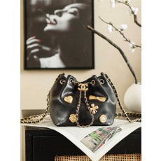 Chanel 25K Badge Bucket Bag (샤넬 25K 배지 버킷백 가방)