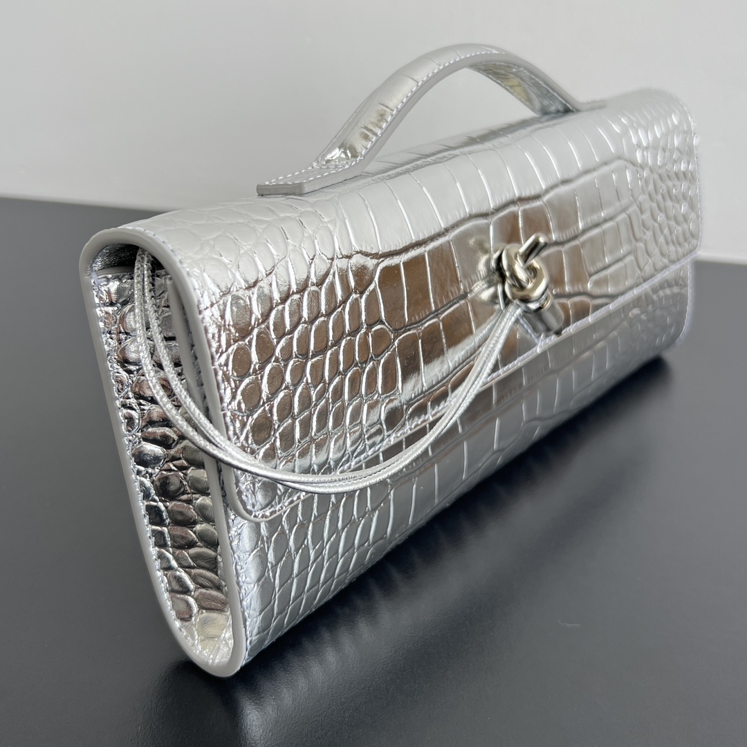 BOTTEGA VENETA BV 보테가 베네타 크로커다일 패턴 클러치 (롱 핸들 수납백) - 741511 가방