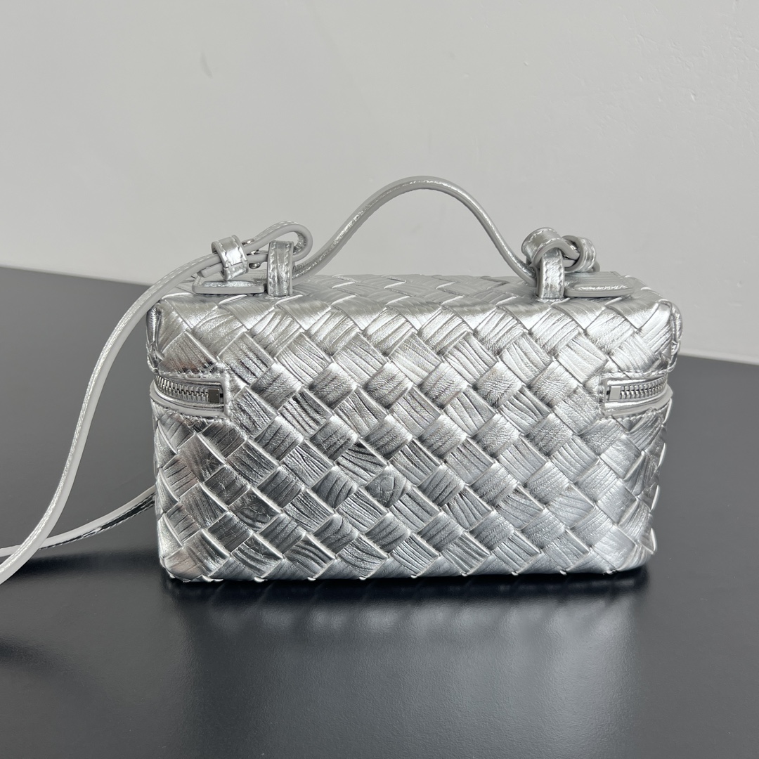 BOTTEGA VENETA BV Vanity Case (보테가 베네타 바니티 케이스 가방) - 789109