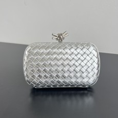 BOTTEGA VENETA BV Knot 보테가 베네타 이브닝 클러치 - 717622 가방