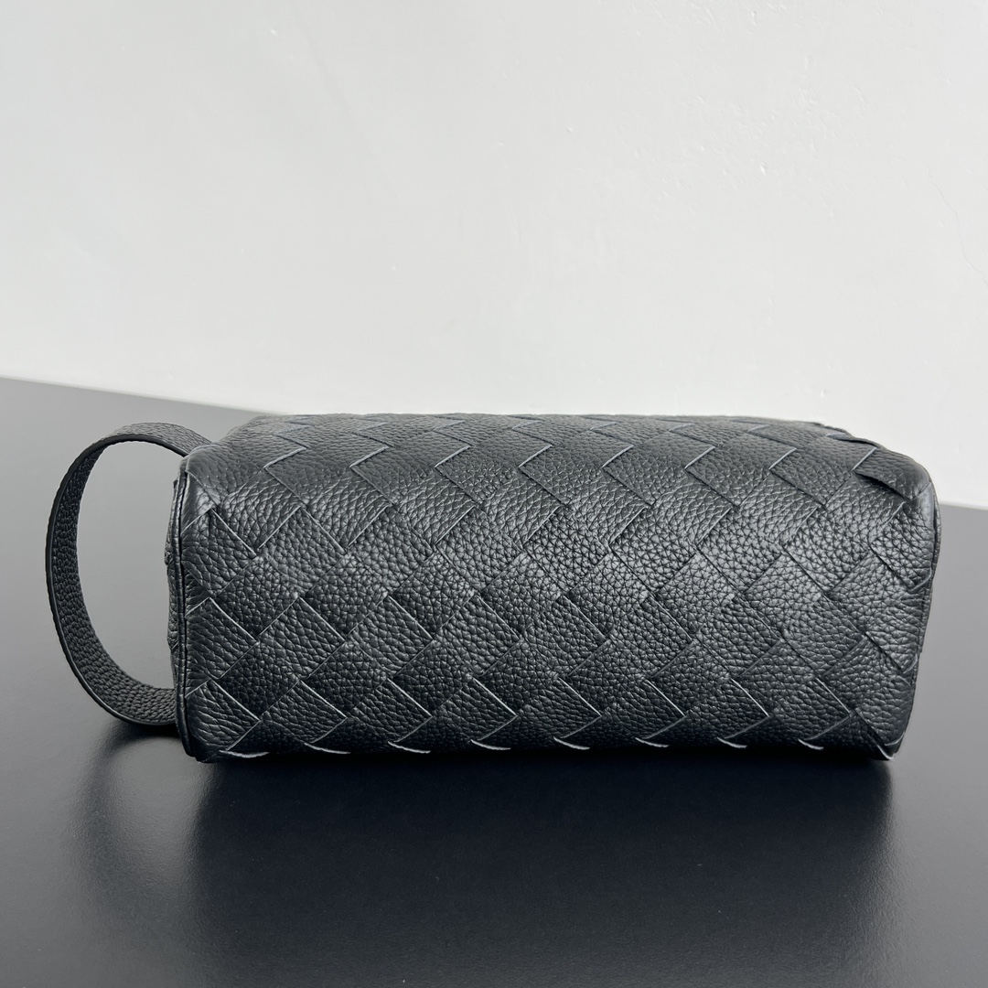 BOTTEGA VENETA BV 보테가 베네타 Intrecciato 인트레치아토 그레인 레더 파우치 - 729295 가방