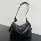 BOTTEGA VENETA BV 보테가 베네타 Loop(루프) 남녀공용 카메라백 - 796619 가방