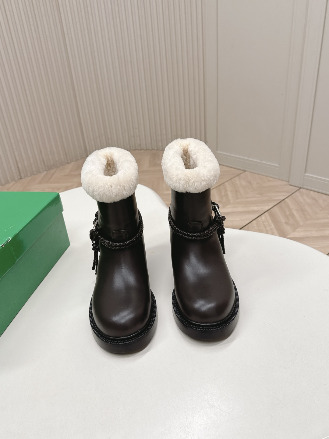 Bottega Veneta BV 보테가 베네타 매듭 양털 단화/첼시 부츠 신발