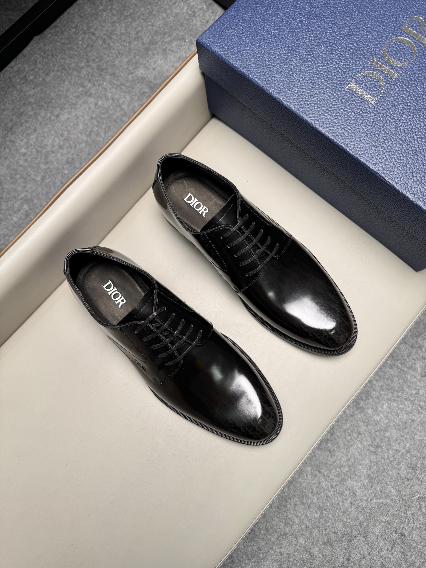 디올(Dior CD) 남성 클래식 드레스 슈즈 구두 신발 1D02652