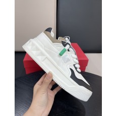 Valentino Garavani 발렌티노 가라바니 원스터드(ONE STUD) 플랫폼 스니커즈 신발