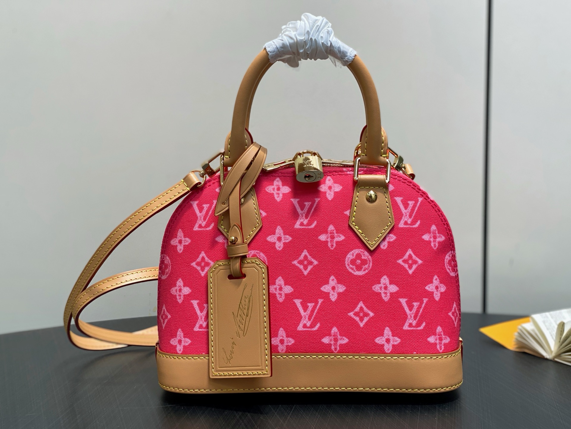 Louis Vuitton x Grace Coddington LV 루이비통 알마(Alma) BB 미우그램 토트백 숄더백 가방 M28272