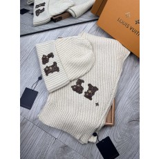 LV 루이비통 울 혼방 모자 & 목도리 세트