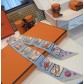 Hermes 에르메스  "에르메스 스토리" 실크 트윌리 스카프