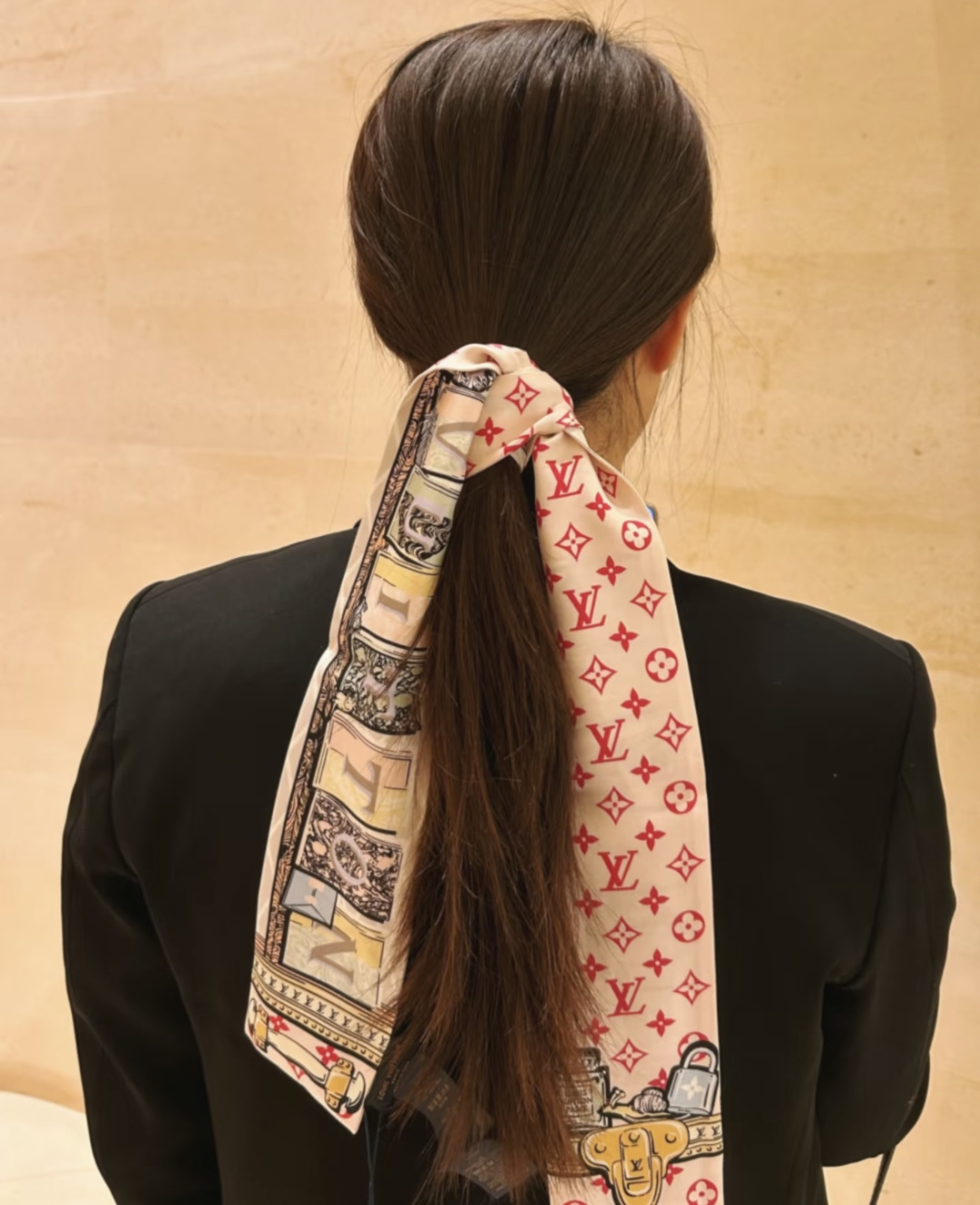 LV 루이비통 멀티 트윌리 실크 스카프