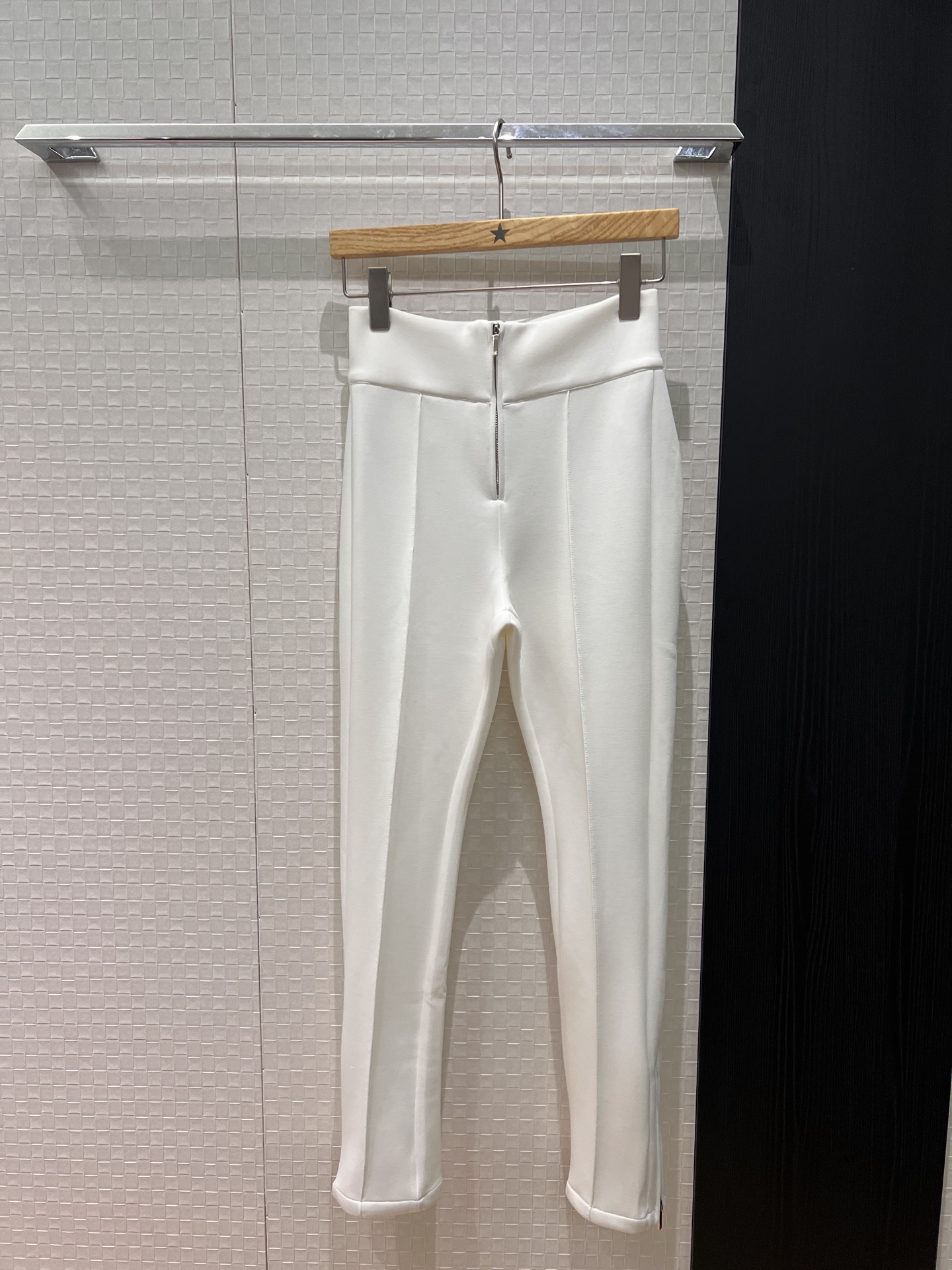 Chanel 샤넬 하이웨스트 집퍼 트임 스페이서(태양면) 슬림핏 팬츠 바지 의류