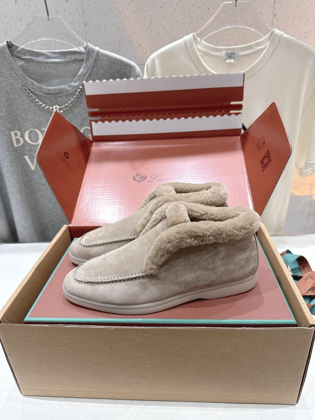 Loro Piana 로로 피아나 LP 클래식 하이탑 레빗퍼 로퍼 신발