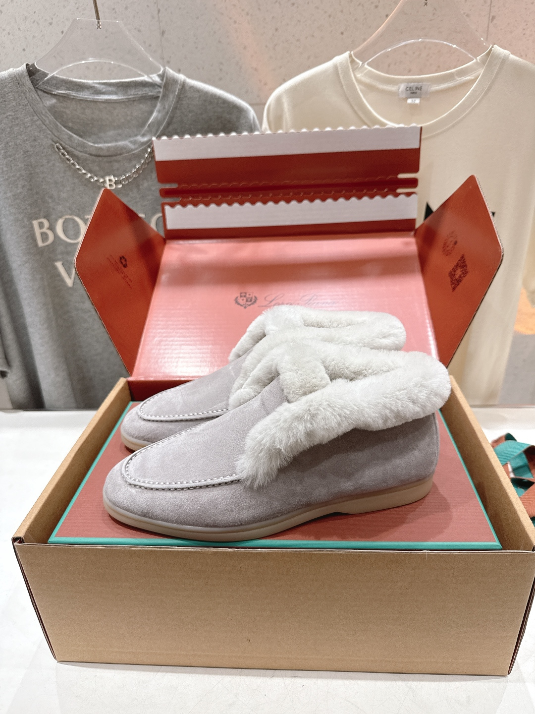 Loro Piana 로로 피아나 LP 클래식 하이탑 레빗퍼 로퍼 신발