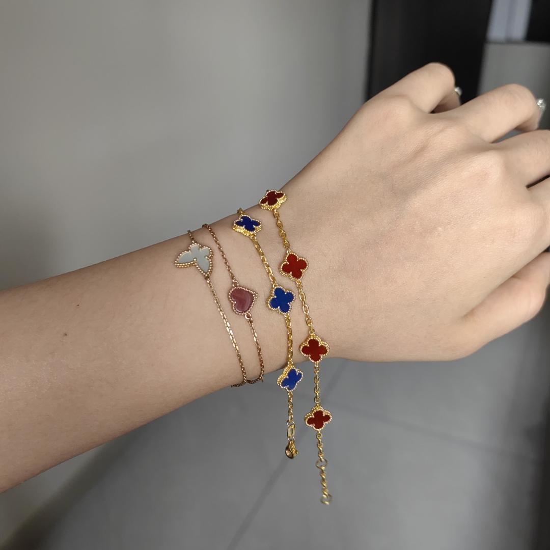 Van Cleef & Arpels 반클리프 앤 아펠(VCA) 커넬리언 스위트 6모티프 팔찌