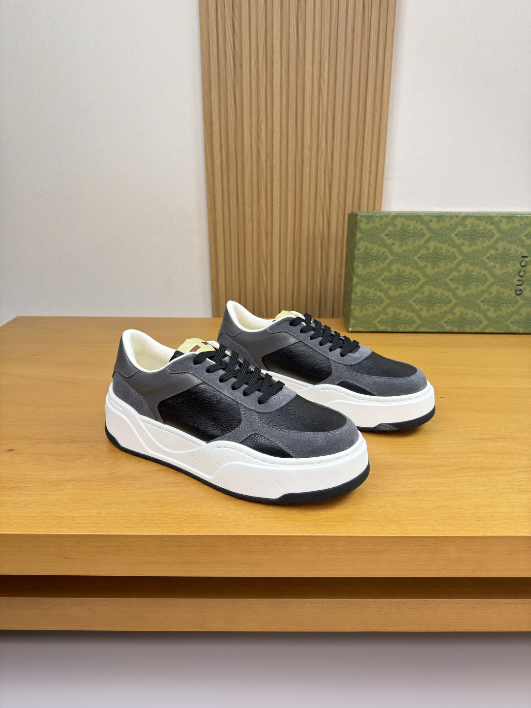 구찌(GUCCI) 믹스 레더 하이엔드 스니커즈 (프리미엄) 신발
